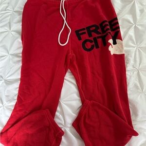 Free city sweatpants